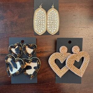 Elegant Gold and Black Heart Earrings Set